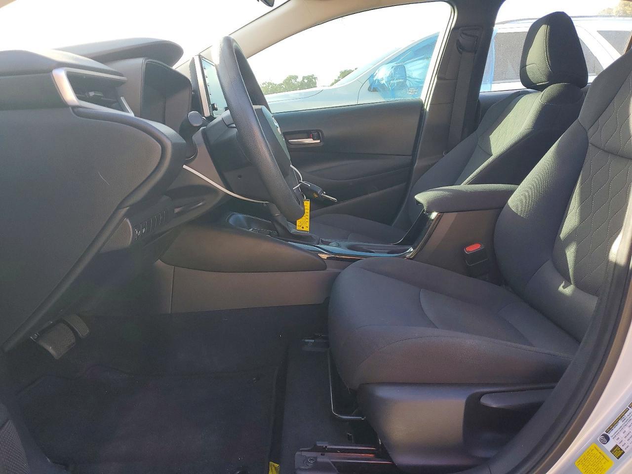 2021 Toyota Corolla Le - Фото 7