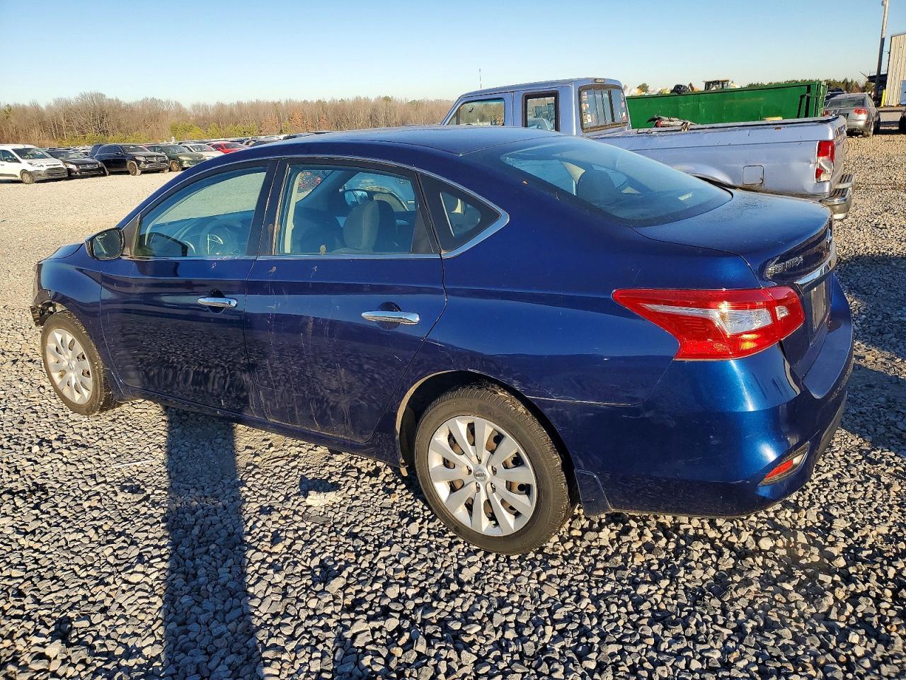 2019 Nissan Sentra S - Фото 2