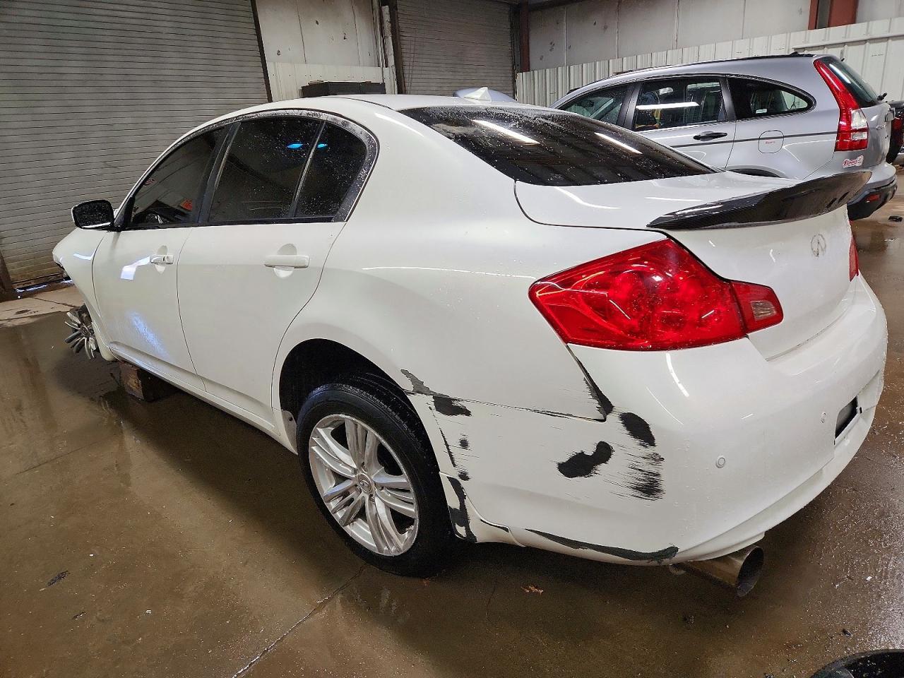 2013 Infiniti G37 - Фото 2