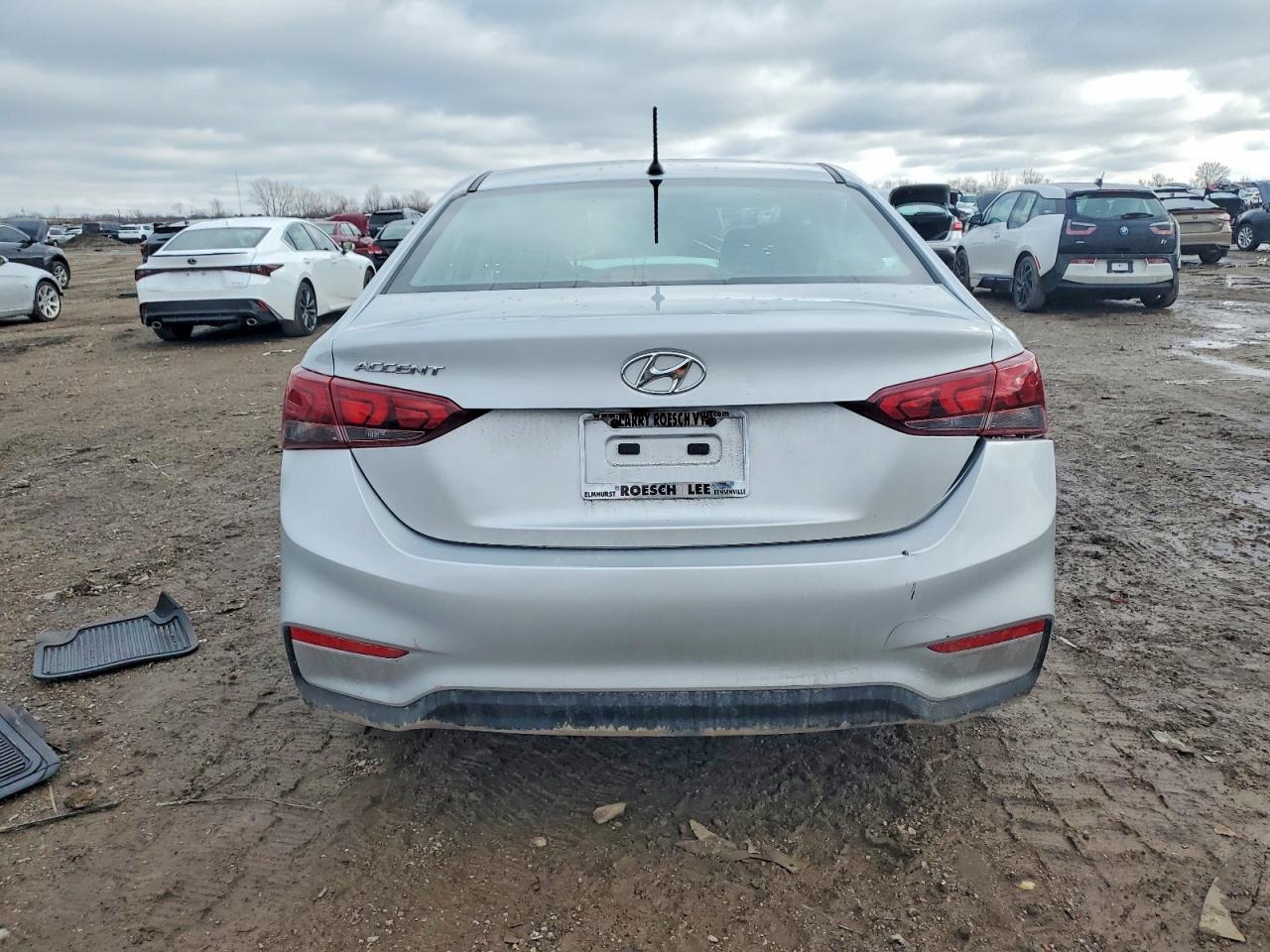 2022 Hyundai Accent Se - Фото 6