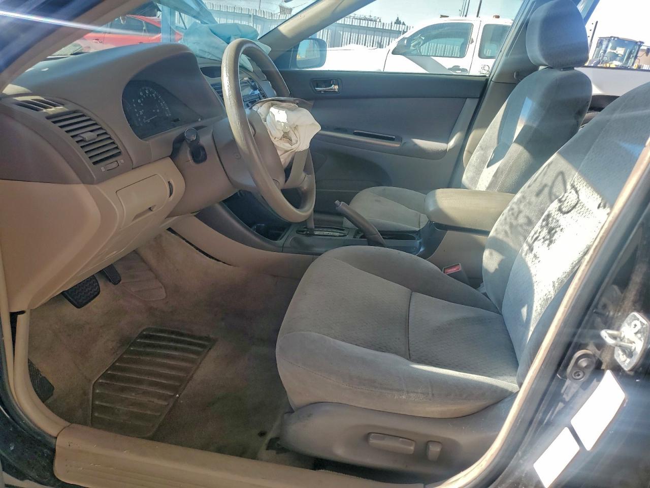 2003 Toyota Camry Le - Фото 7