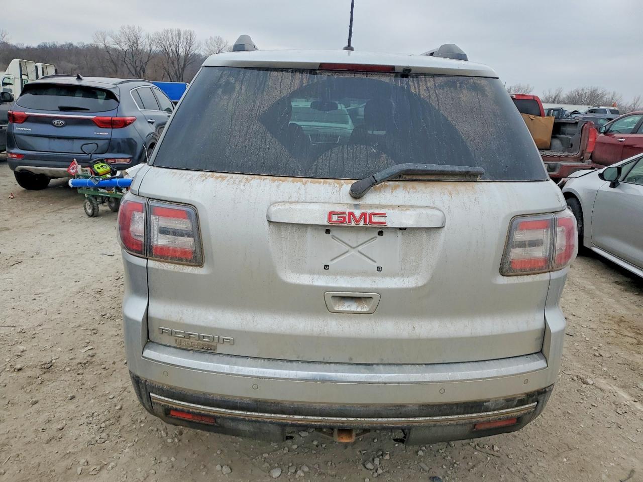 2015 GMC Acadia Sle - Image 6