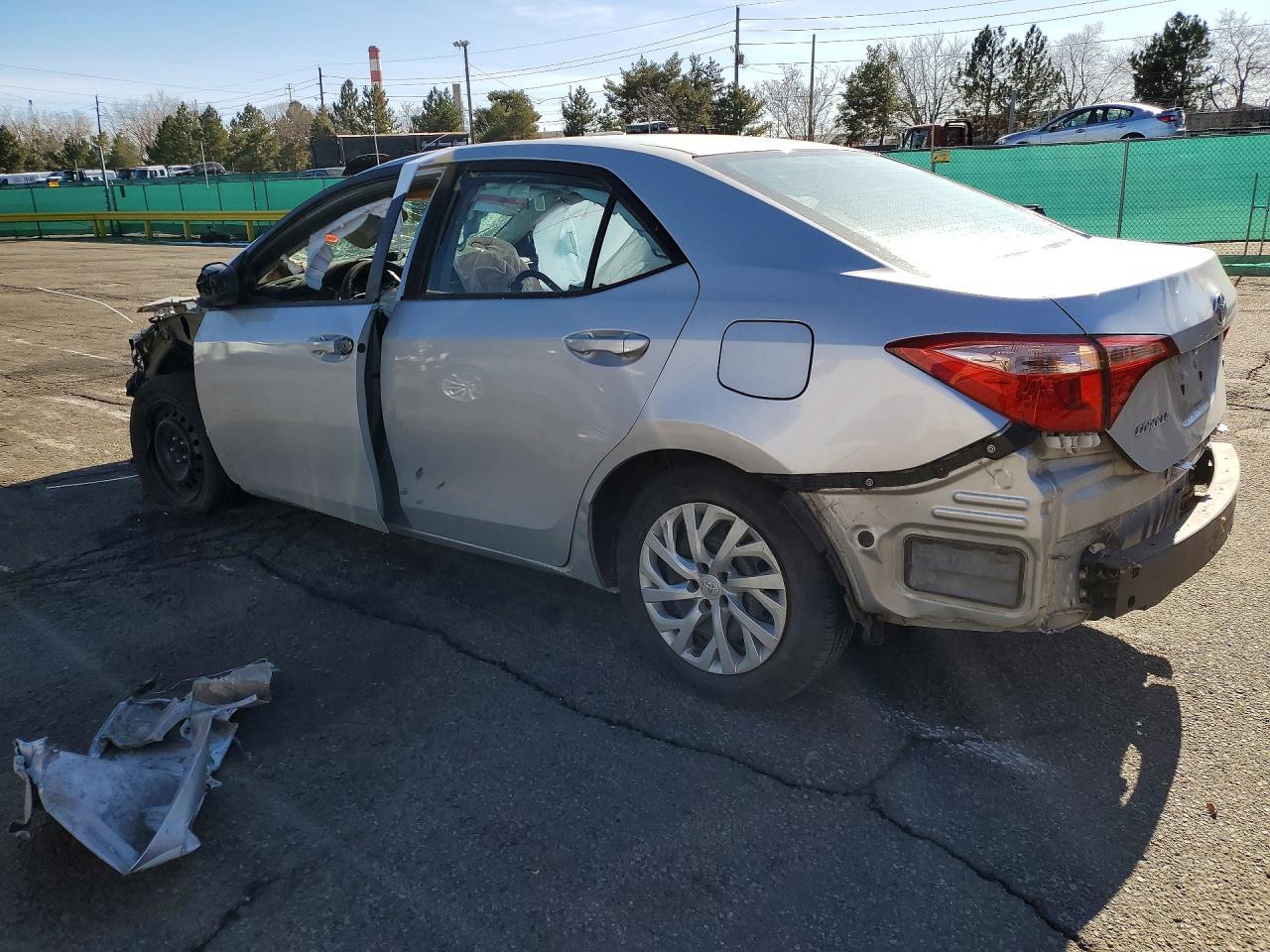 2018 Toyota Corolla L - Image 2