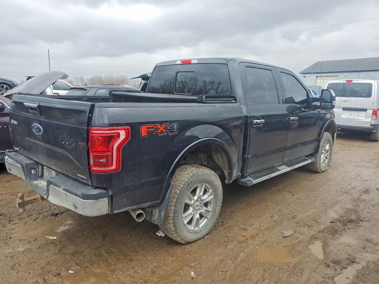 2016 Ford F150 Supercrew - Фото 3
