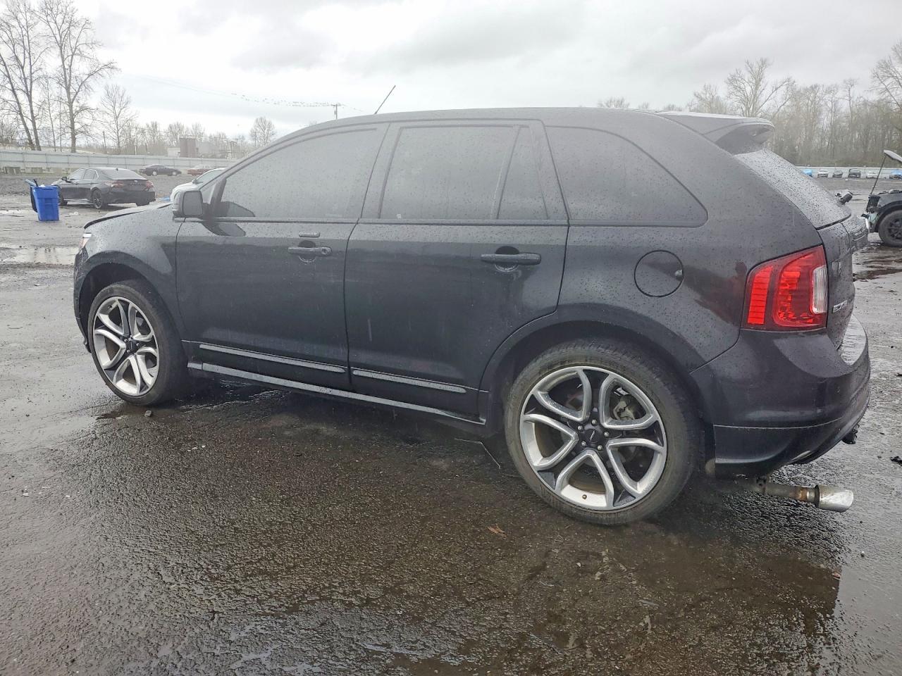 2013 Ford Edge Sport - Image 2