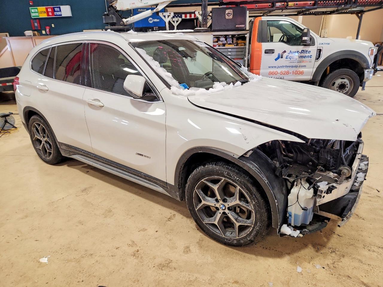 2017 BMW X1 xDrive28I - Image 4
