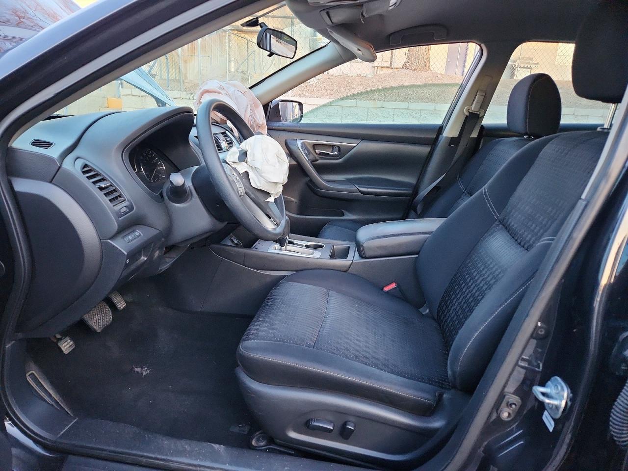 2016 Nissan Altima 2.5 - Image 7