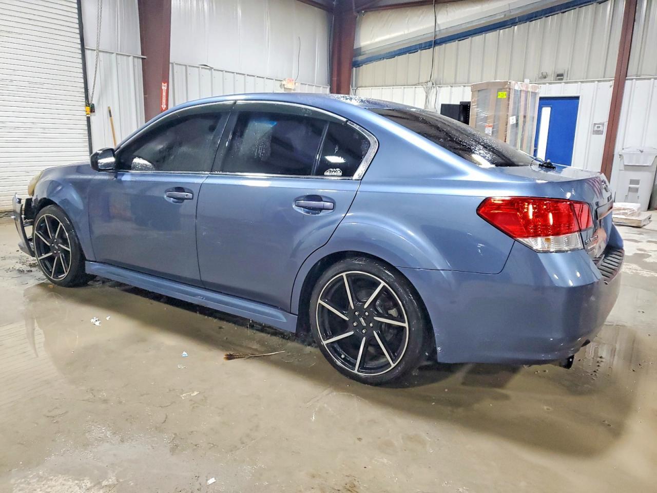 2013 Subaru Legacy 2.5I Premium - Image 2