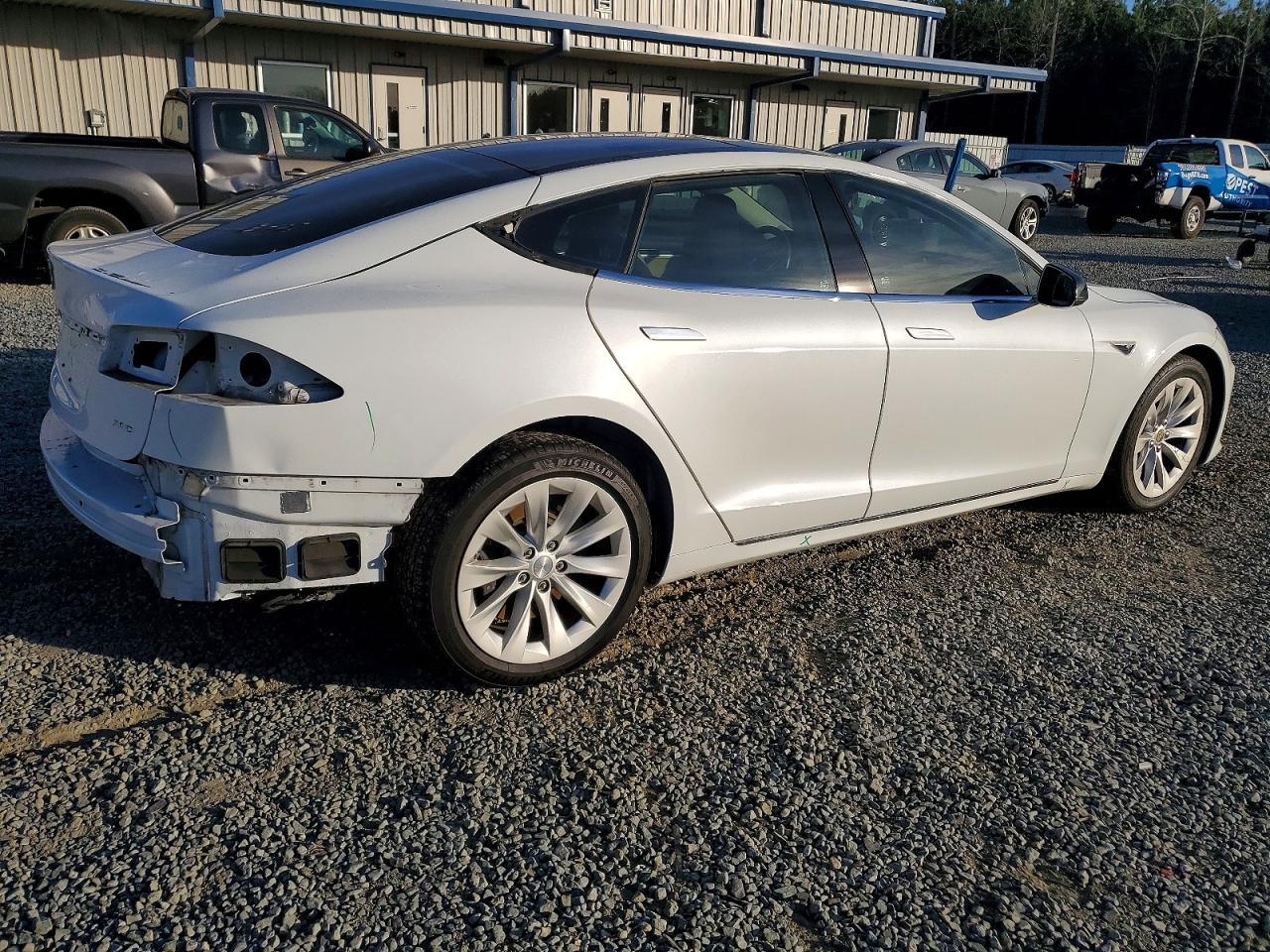 2016 Tesla Model S - Image 3