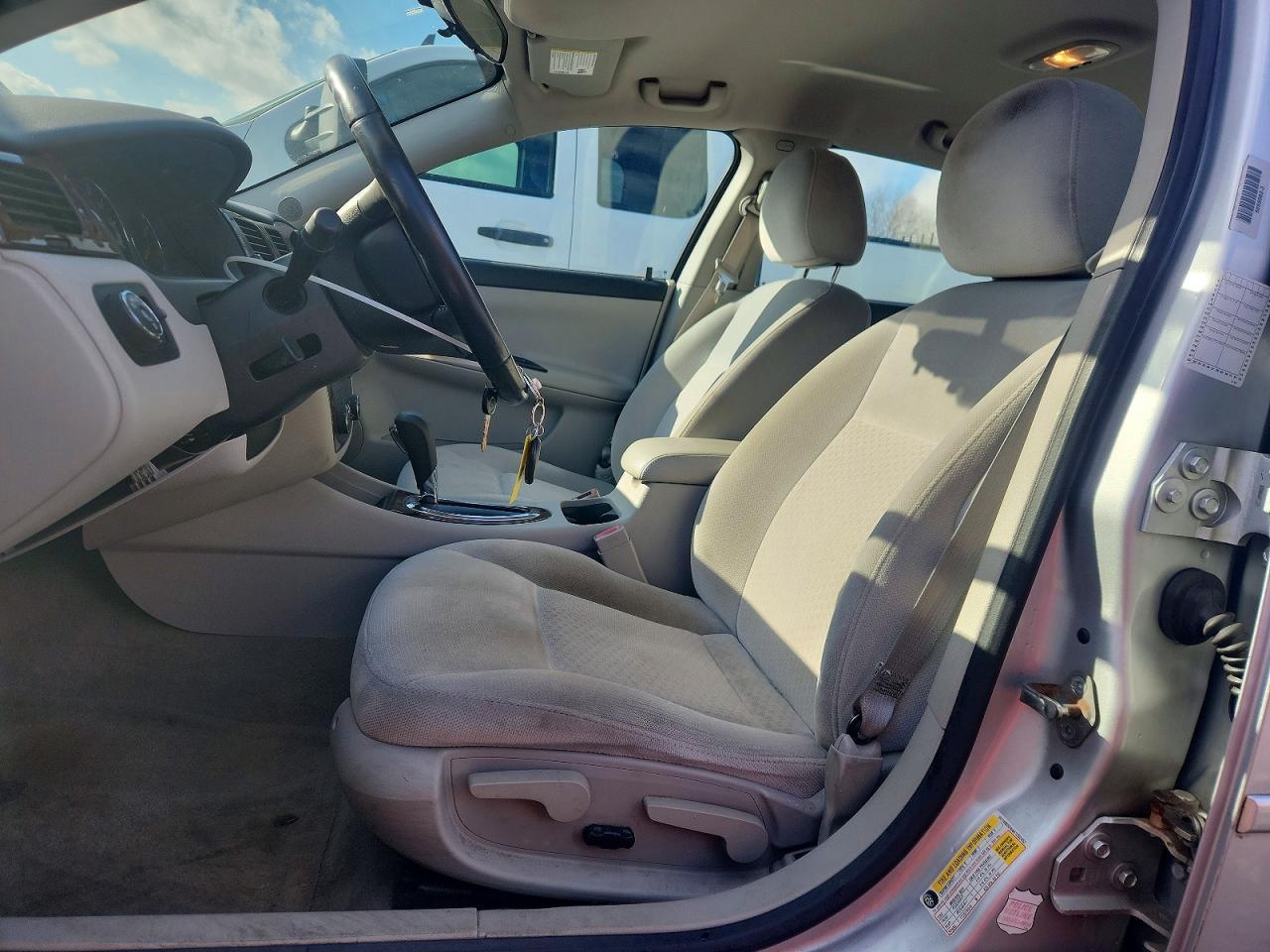 2010 Chevrolet Impala Lt - Фото 7