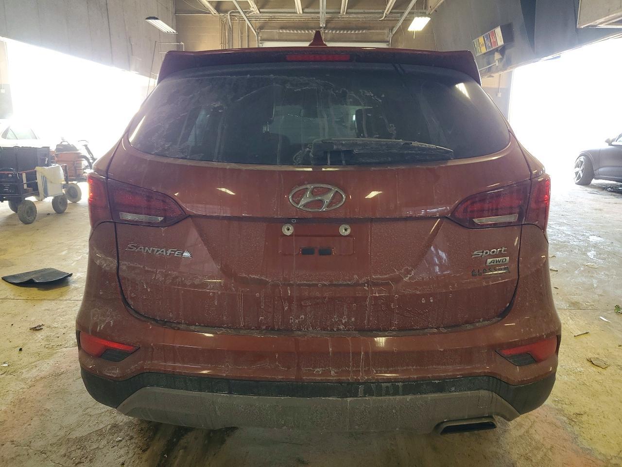 2017 Hyundai Santa Fe Sport 2.4L - Фото 6