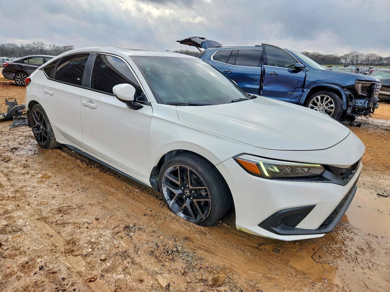 2023 Honda Civic Sport Touring - Image 4