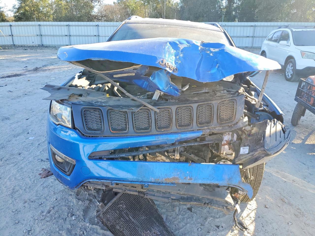 2019 Jeep Compass Latitude - Image 5