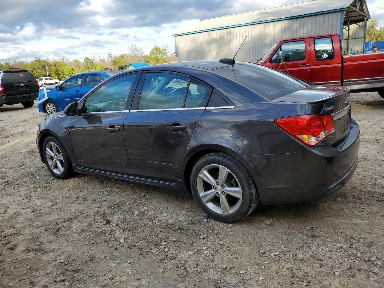 2015 Chevrolet Cruze Lt - Image 2