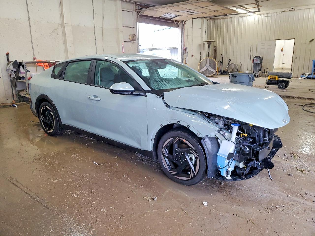 2025 Kia K4 Ex - Фото 4