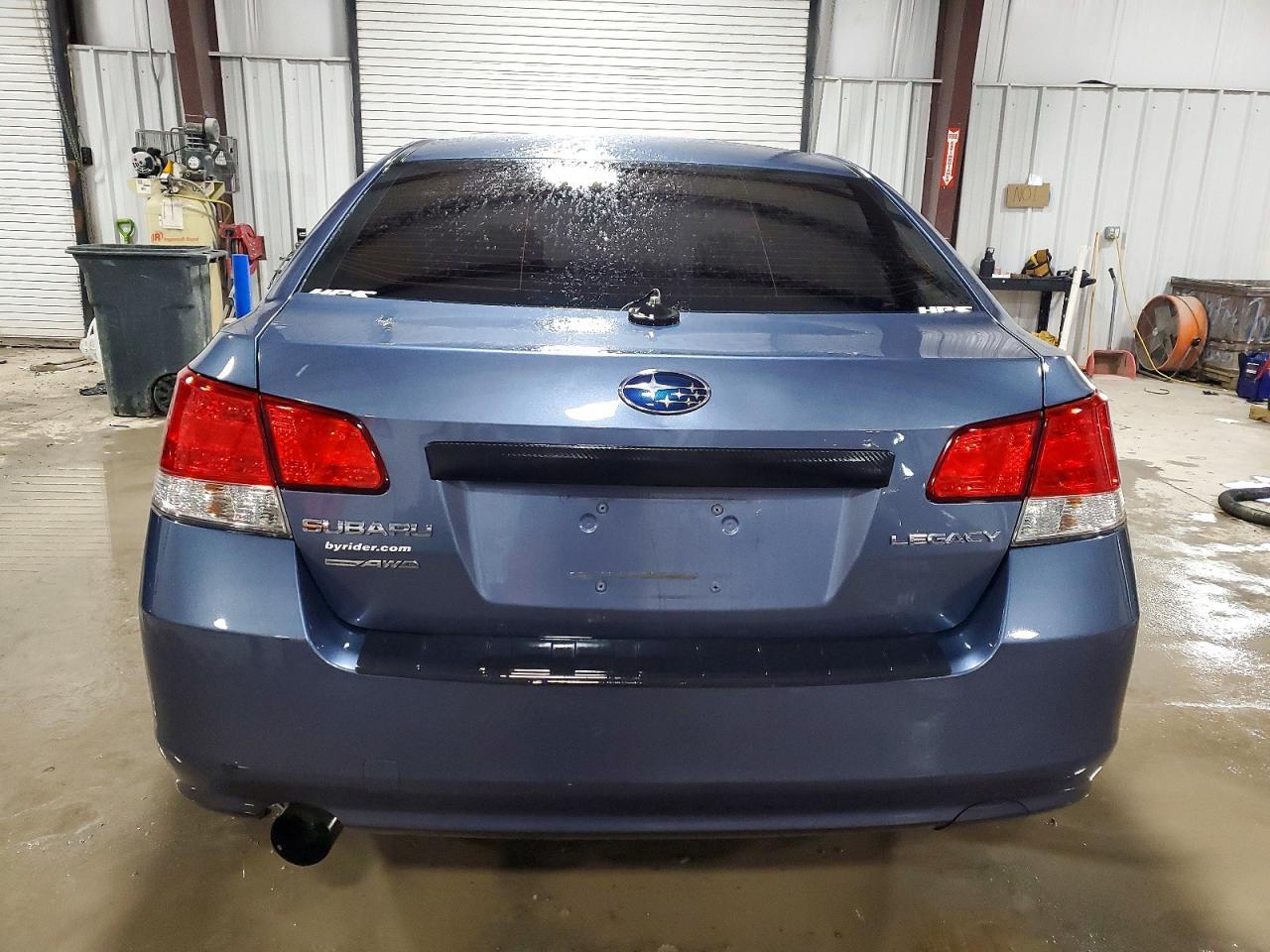 2013 Subaru Legacy 2.5I Premium - Image 6