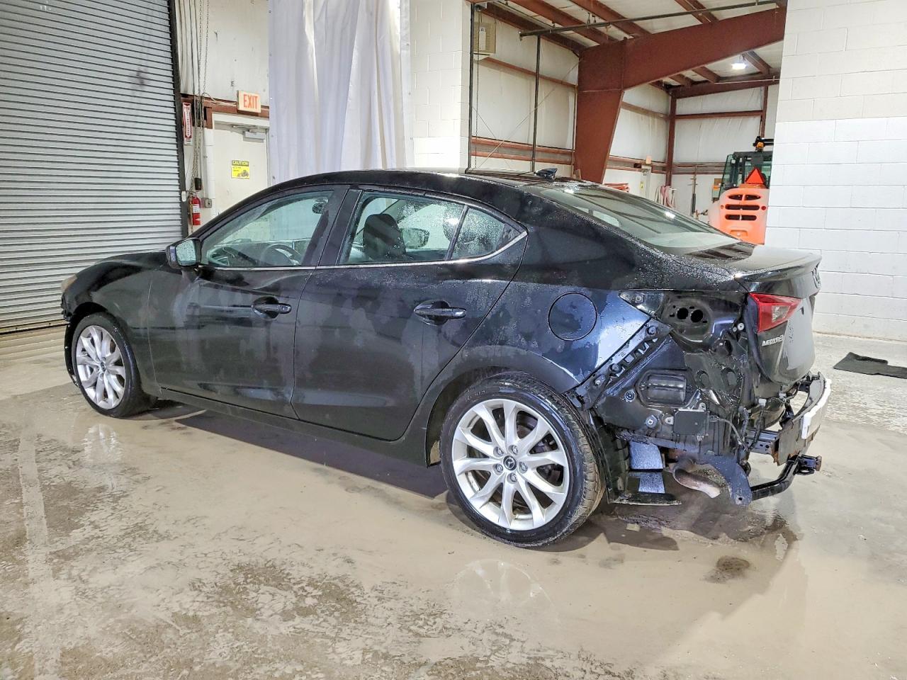 2015 Mazda 3 Touring - Image 2