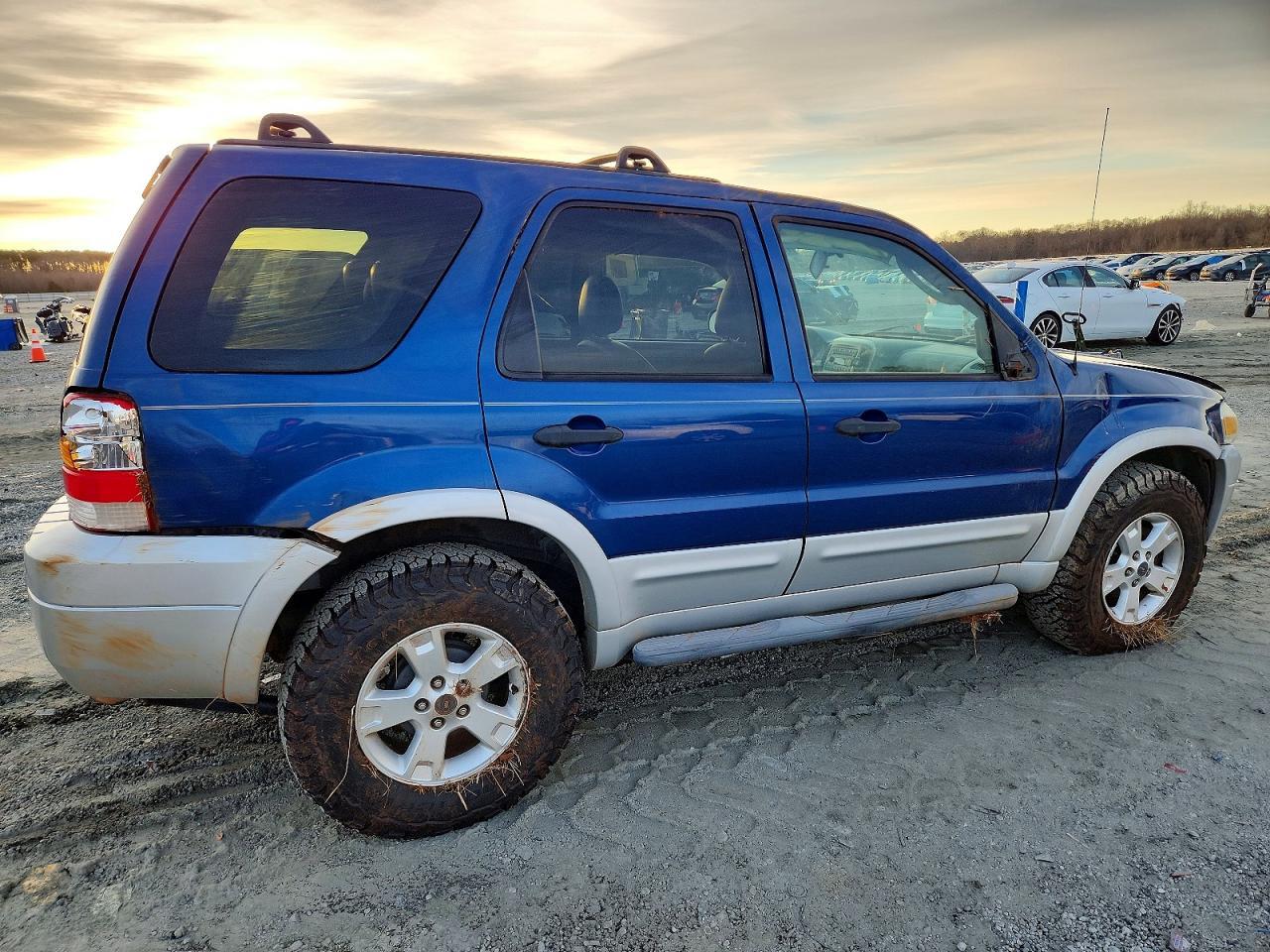 2007 Ford Escape Xlt - Image 3