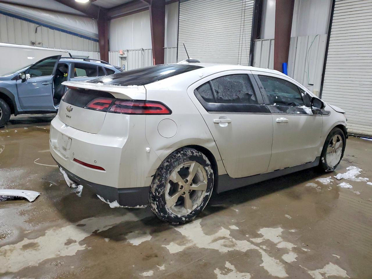 2015 Chevrolet Volt - Фото 3
