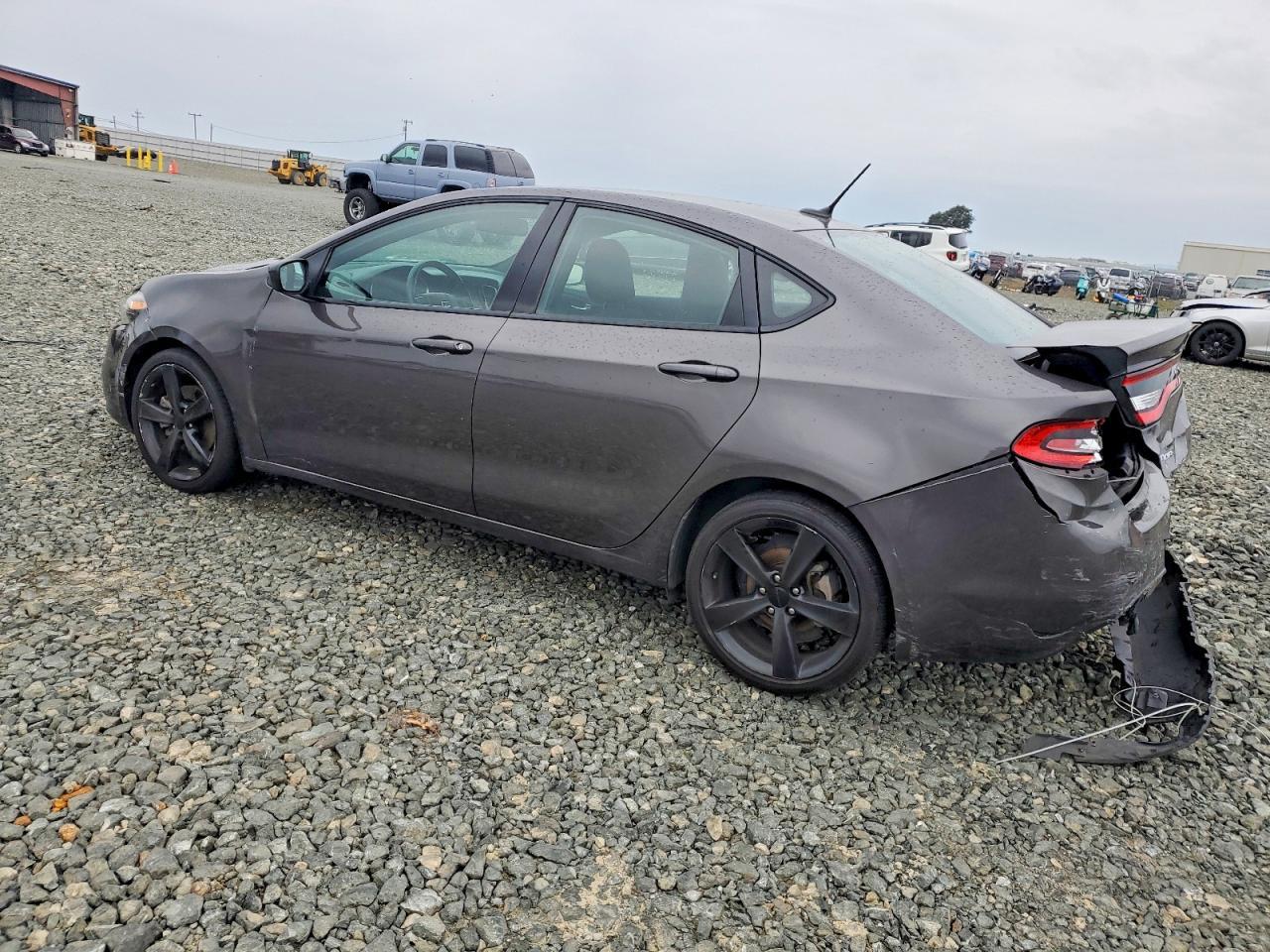 2016 Dodge Dart Sxt - Фото 2