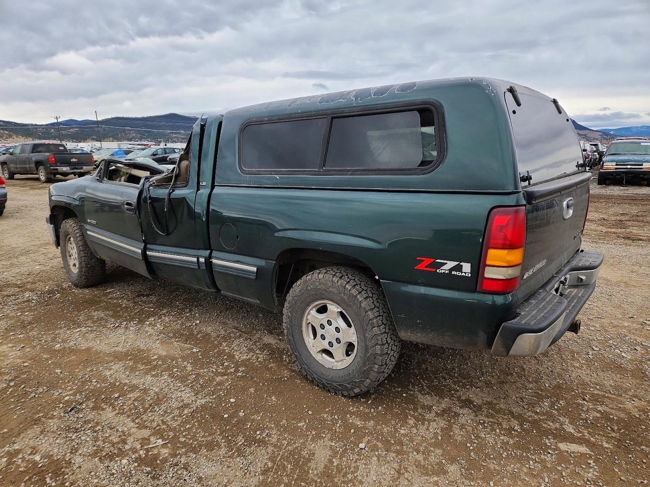 2001 Chevrolet Silverado K1500 - Фото 2