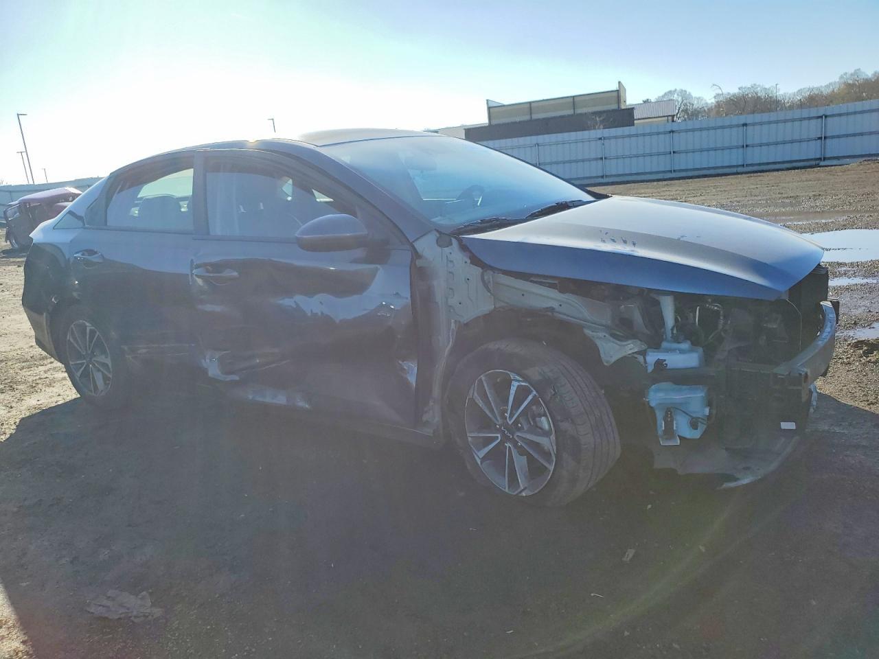 2024 Kia Forte Lx - Фото 4