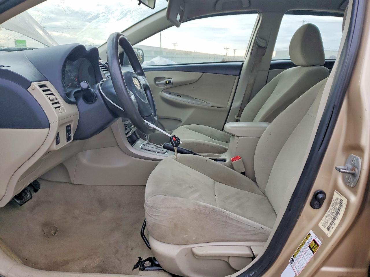 2012 Toyota Corolla Base - Фото 7