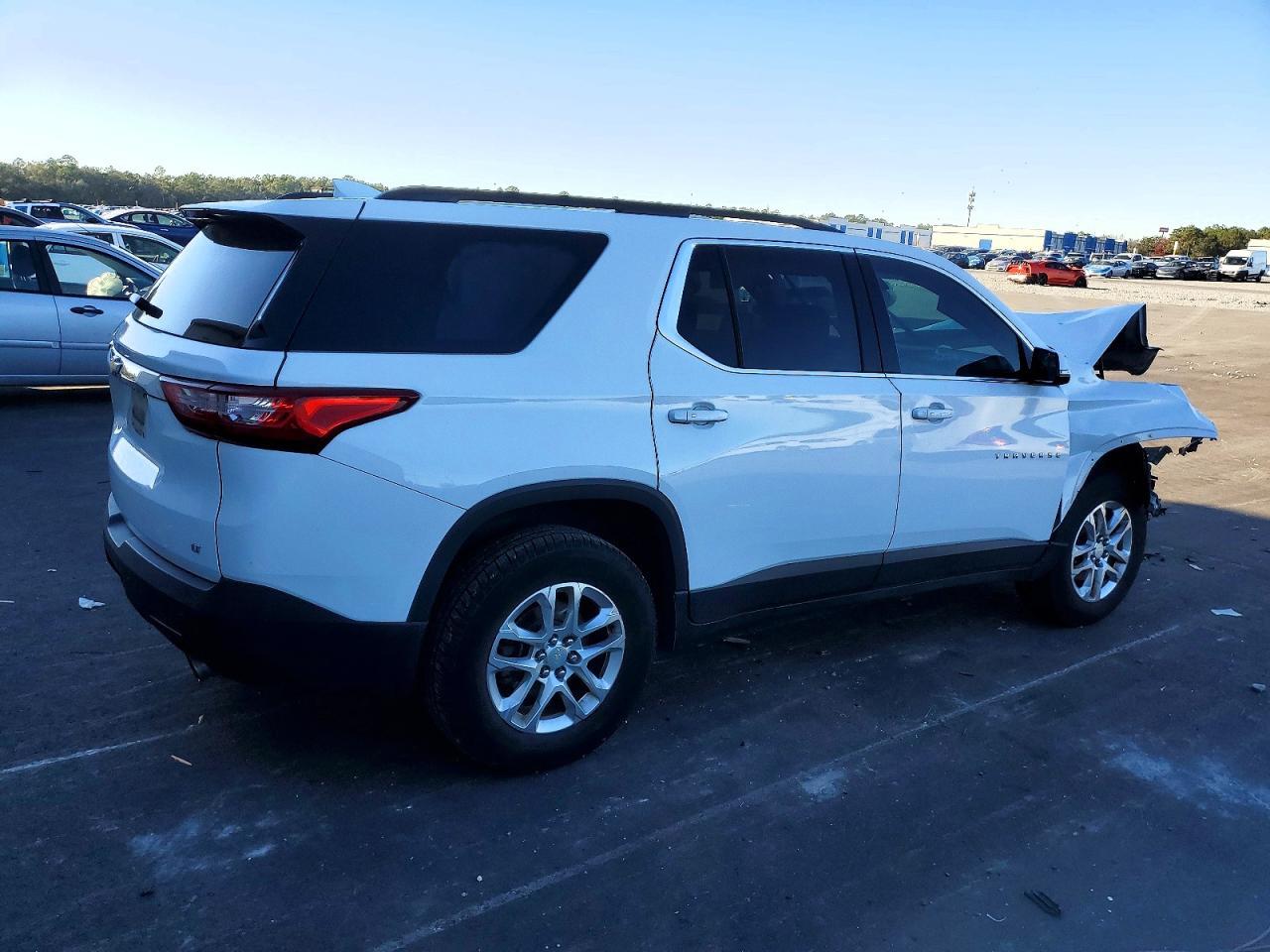 2019 Chevrolet Traverse Lt - Фото 3