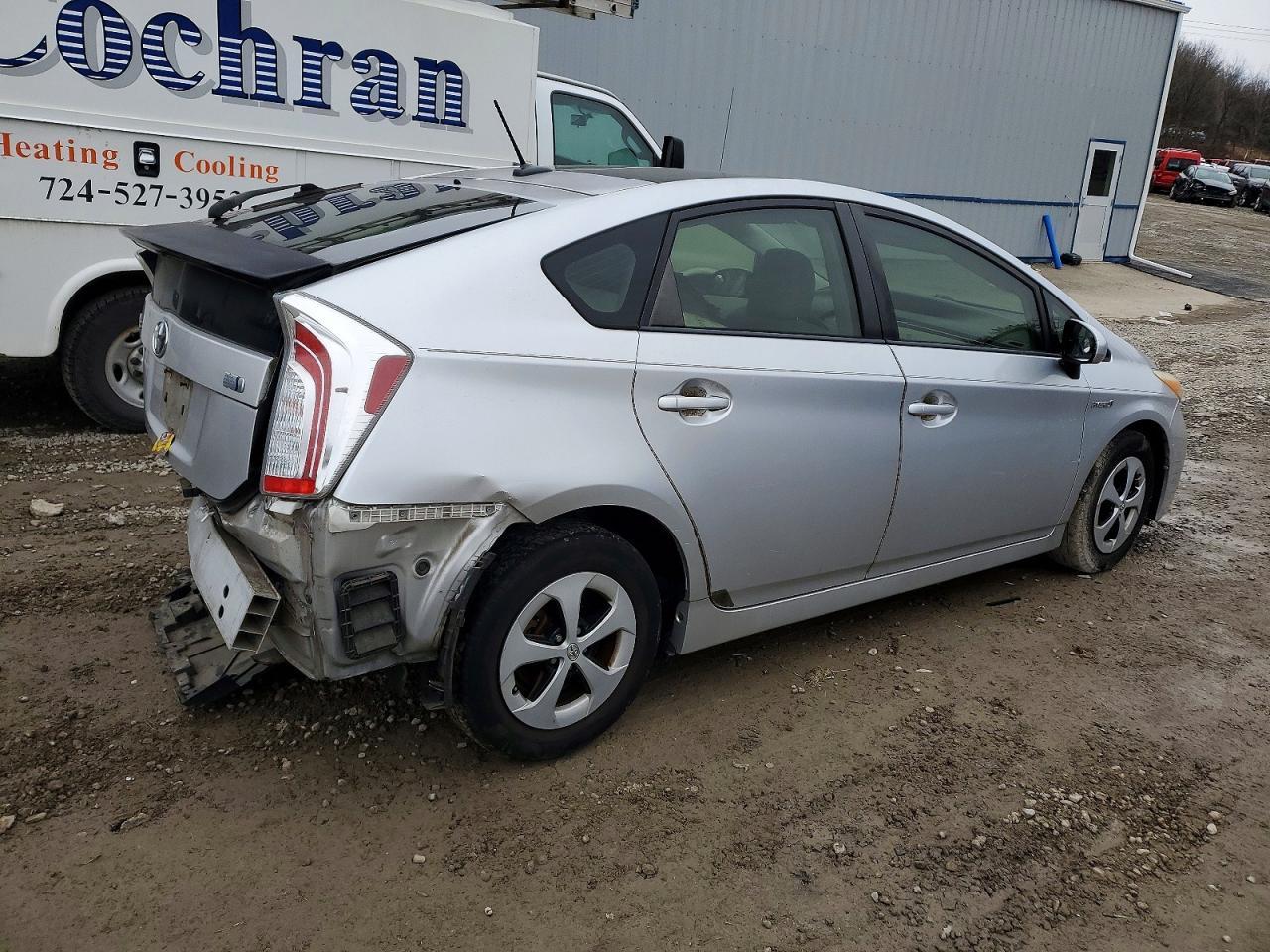 2014 Toyota Prius Four - Image 3