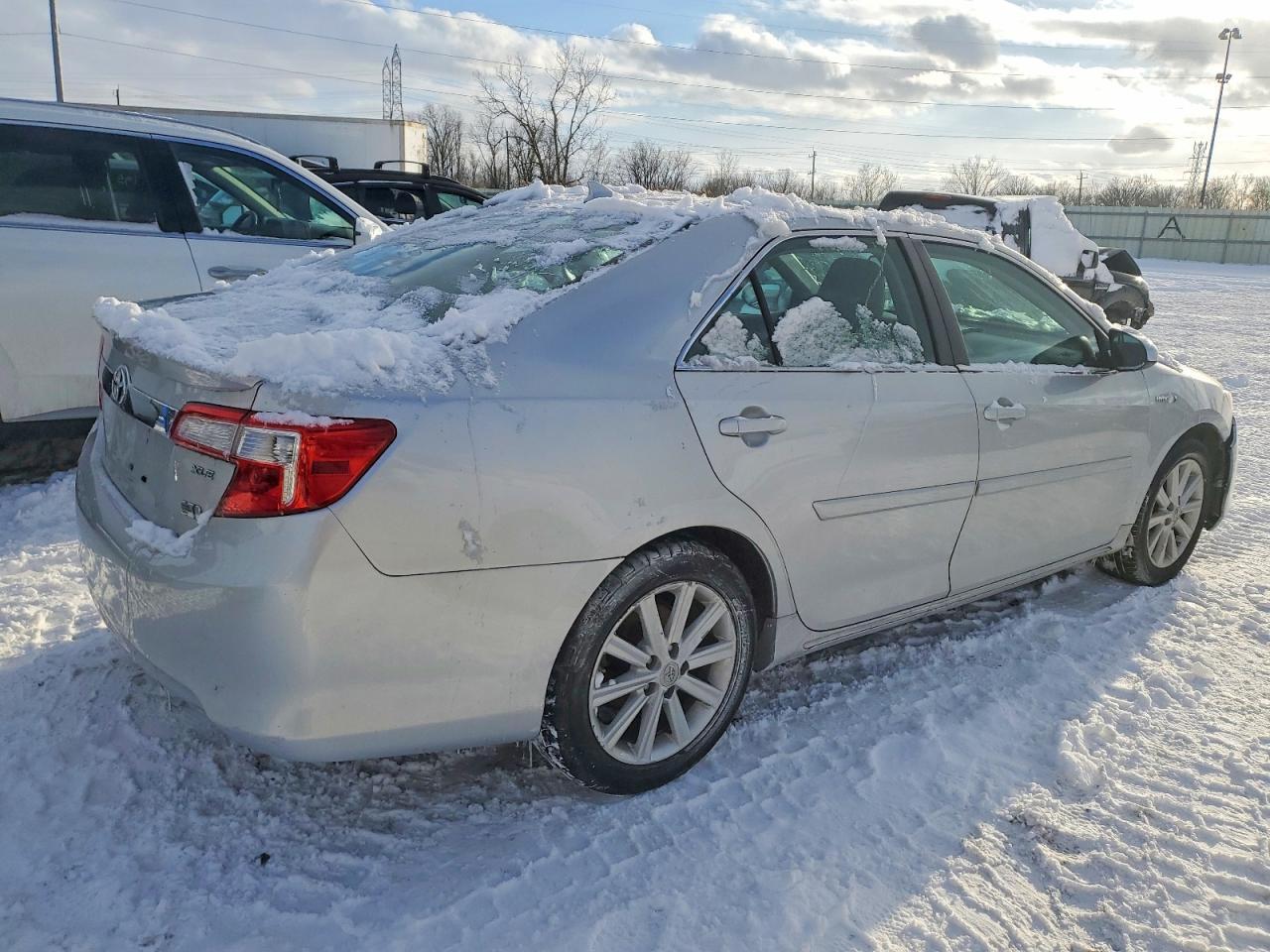 2013 Toyota Camry Hybrid Xle - Фото 3