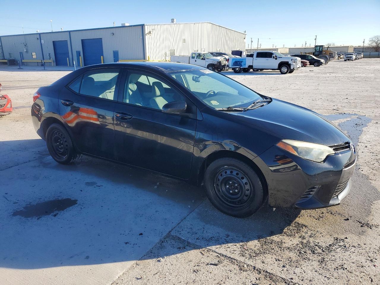 2015 Toyota Corolla Le - Фото 4