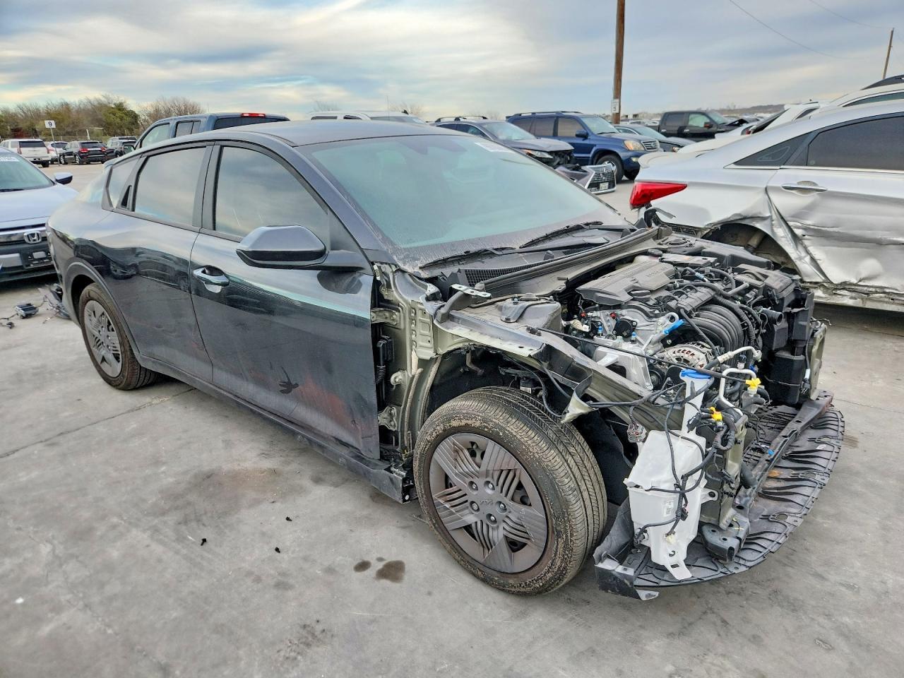 2025 Kia K4 Lx - Image 4