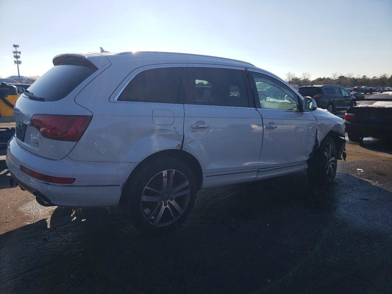 2015 Audi Q7 Tdi Premium Plus - Image 3