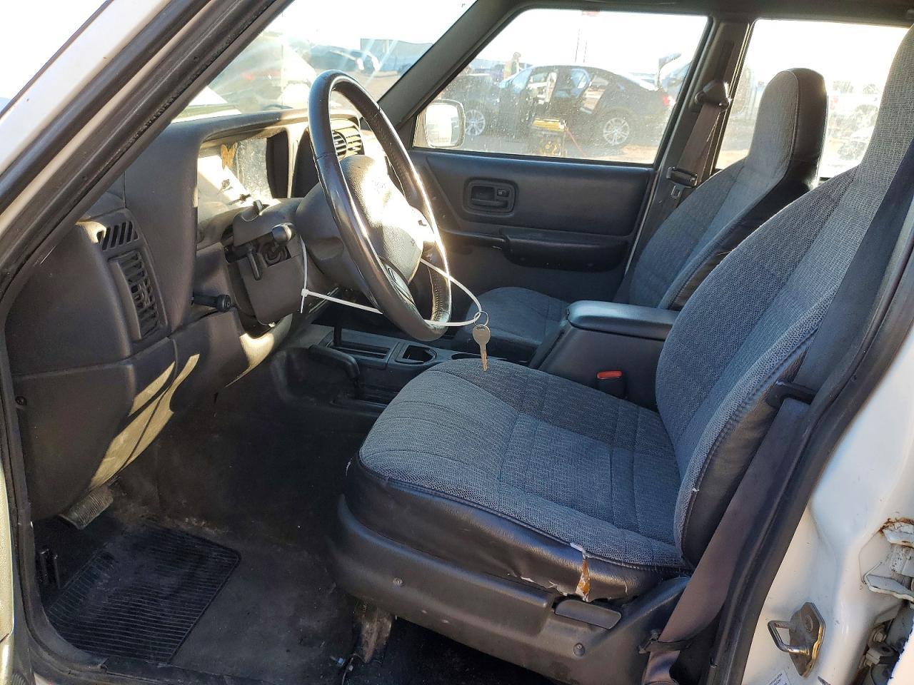 2001 Jeep Cherokee Sport - Image 7
