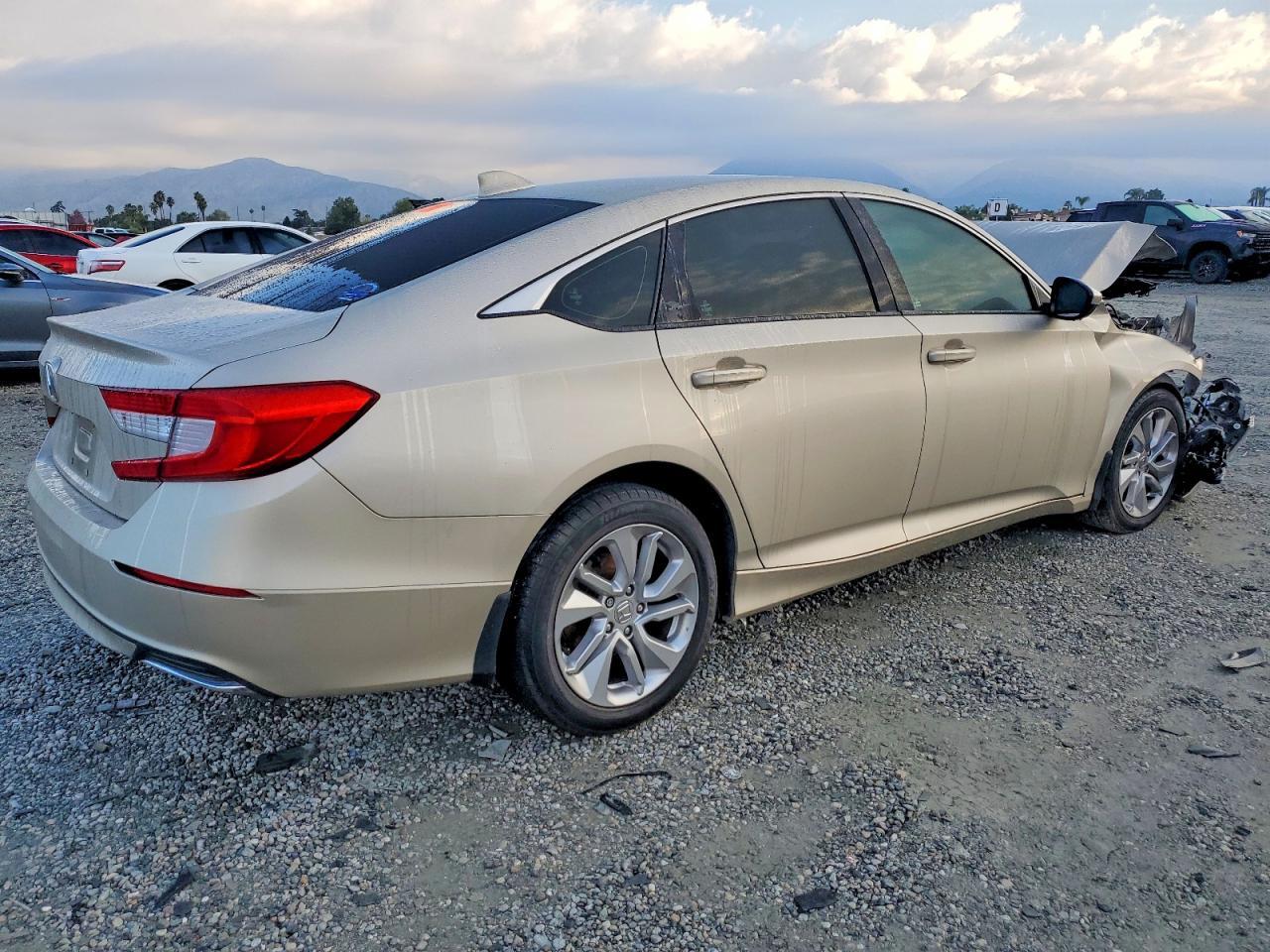 2020 Honda Accord Lx - Фото 3