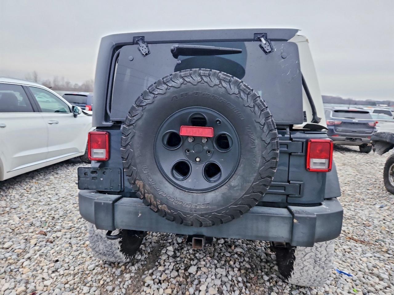 2017 Jeep Wrangler Unlimited Sport - Фото 6