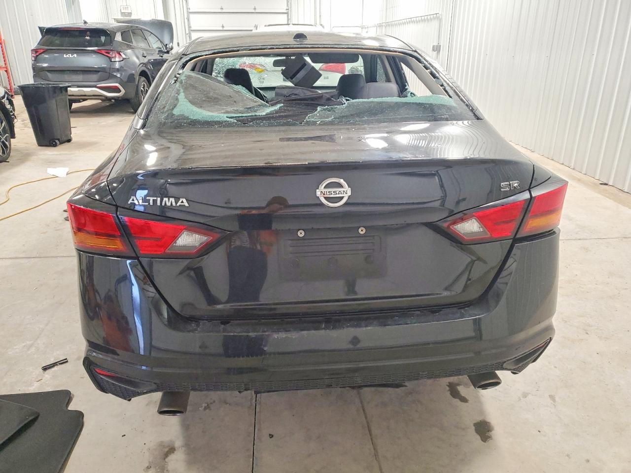 2019 Nissan Altima Sr - Image 6