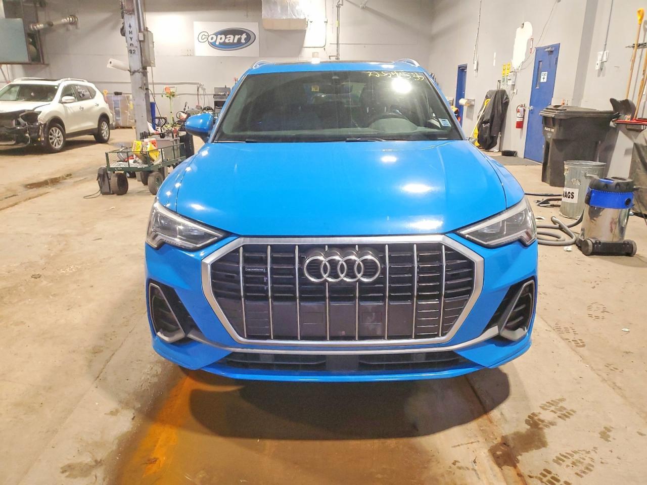 2021 Audi Q3 Technik 45 - Фото 5