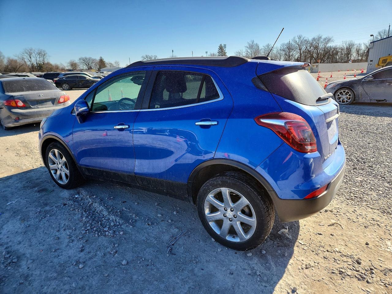 2018 Buick Encore Essence - Image 2