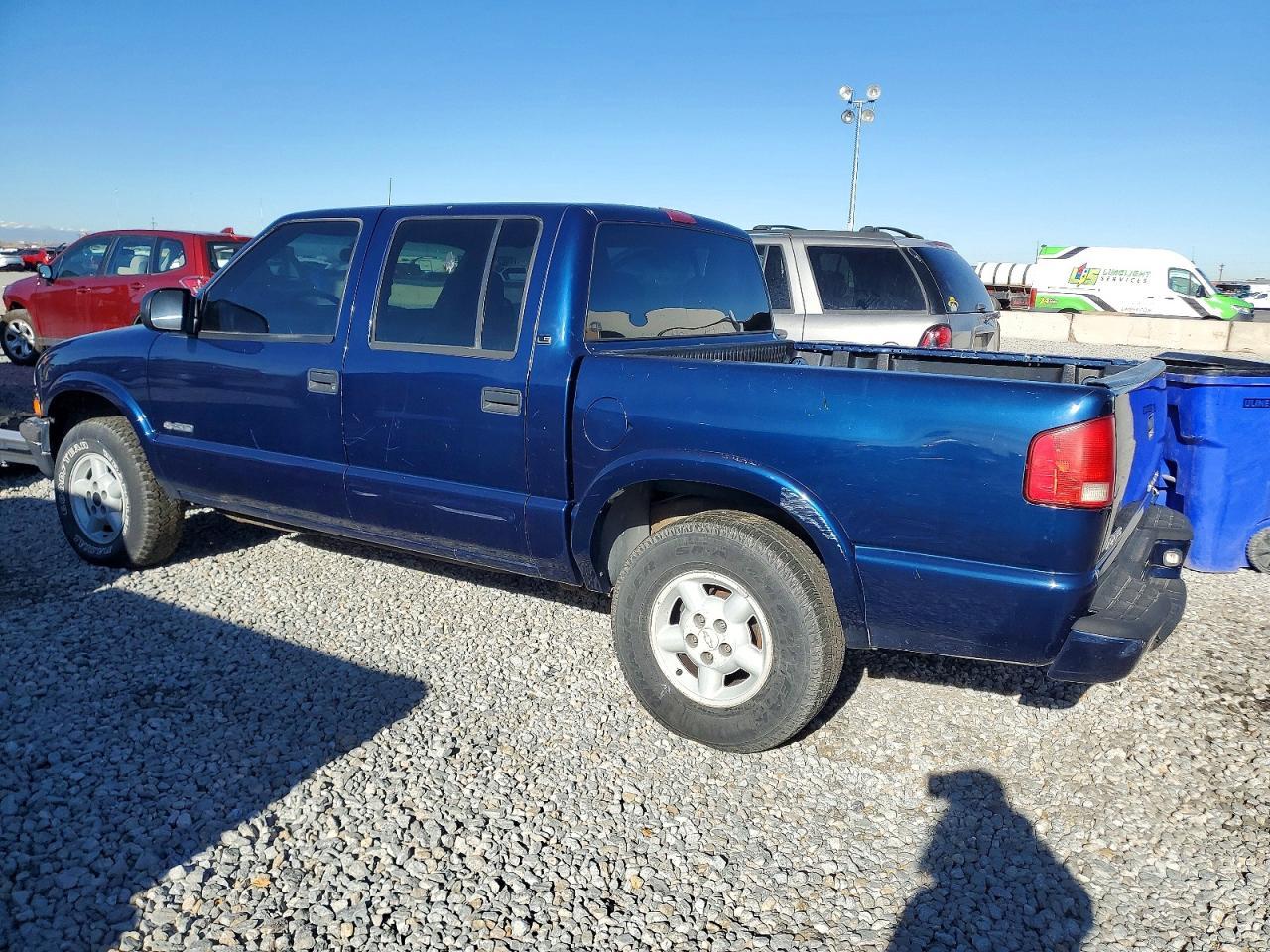 2004 Chevrolet S Truck S10 - Фото 2