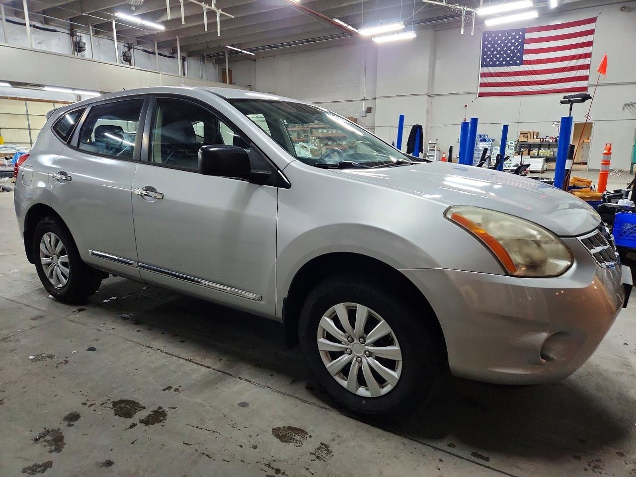 2013 Nissan Rogue S - Image 4
