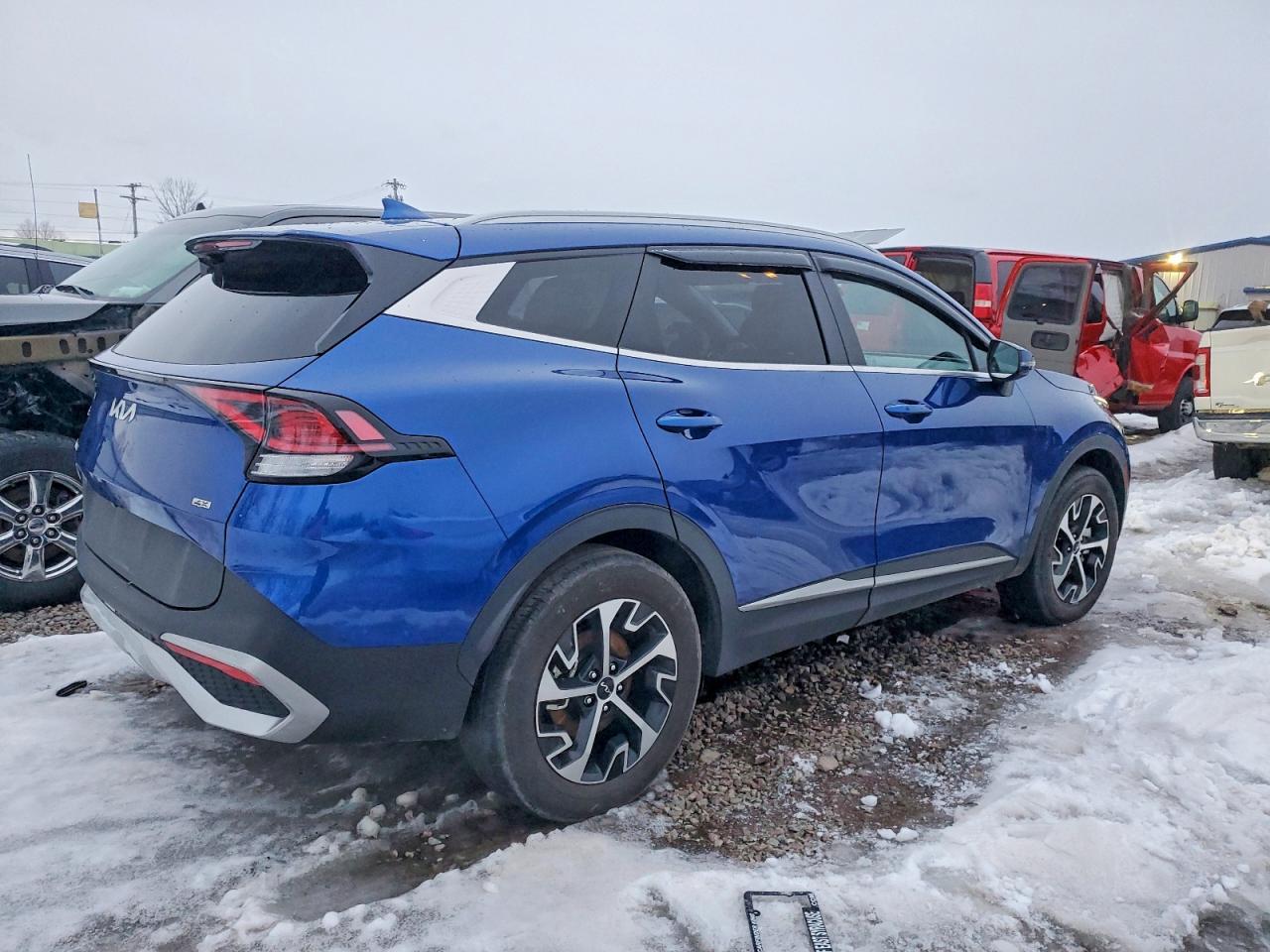 2024 Kia Sportage Ex - Image 3