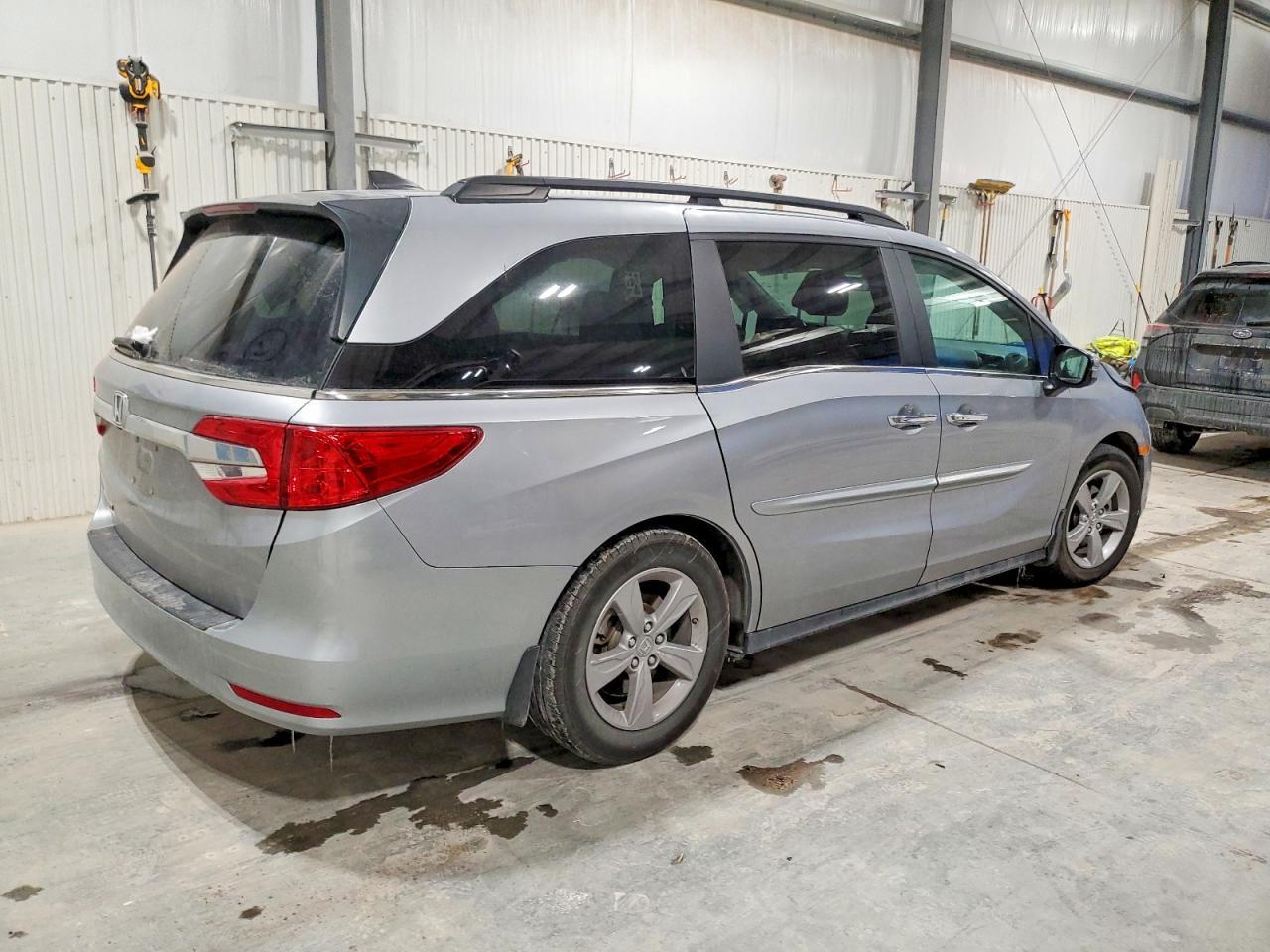 2020 Honda Odyssey Exl - Фото 3