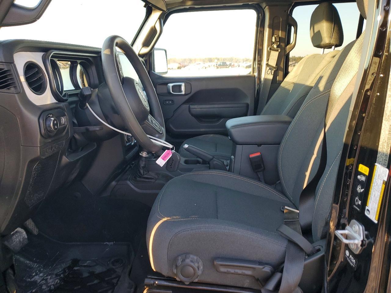 2025 Jeep Gladiator Sport - Фото 7