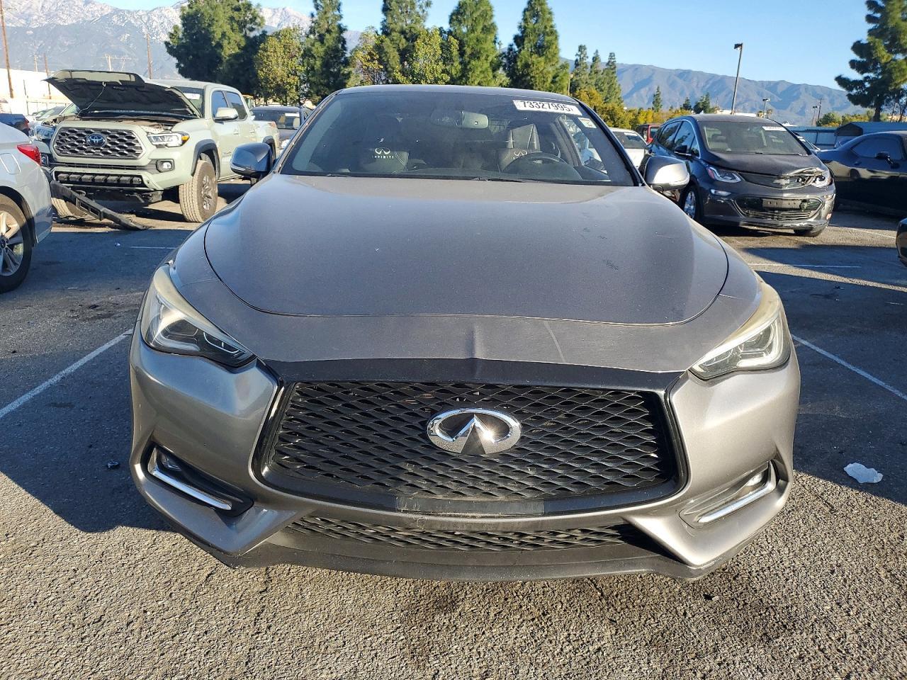 2017 Infiniti Q60 3.0T Premium - Image 5