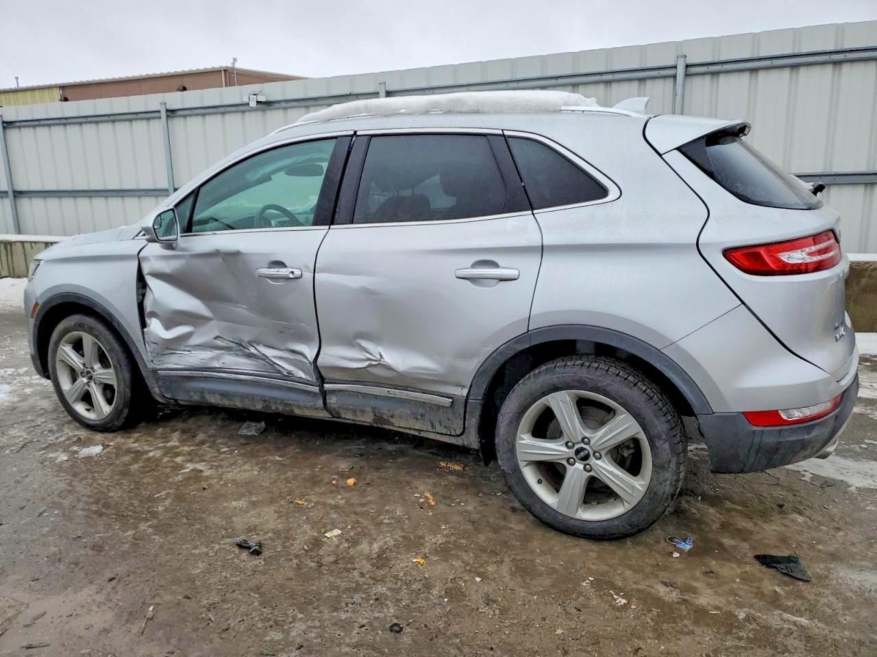 2017 Lincoln Mkc Premiere - Image 2