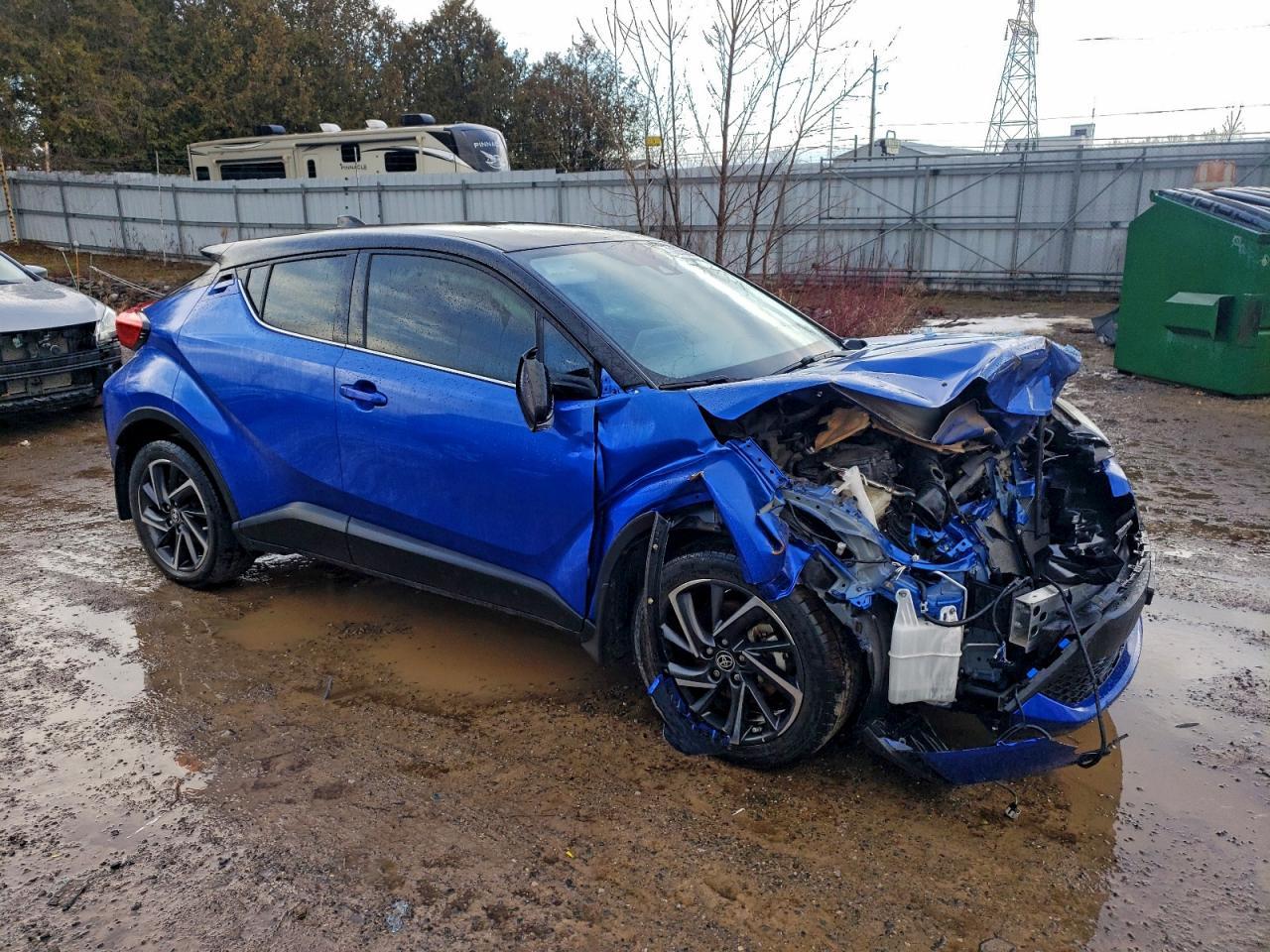 2021 Toyota C-Hr Xle - Фото 4