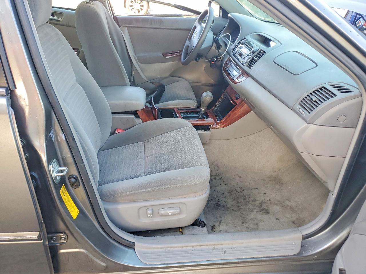 2005 Toyota Camry Le - Фото 7
