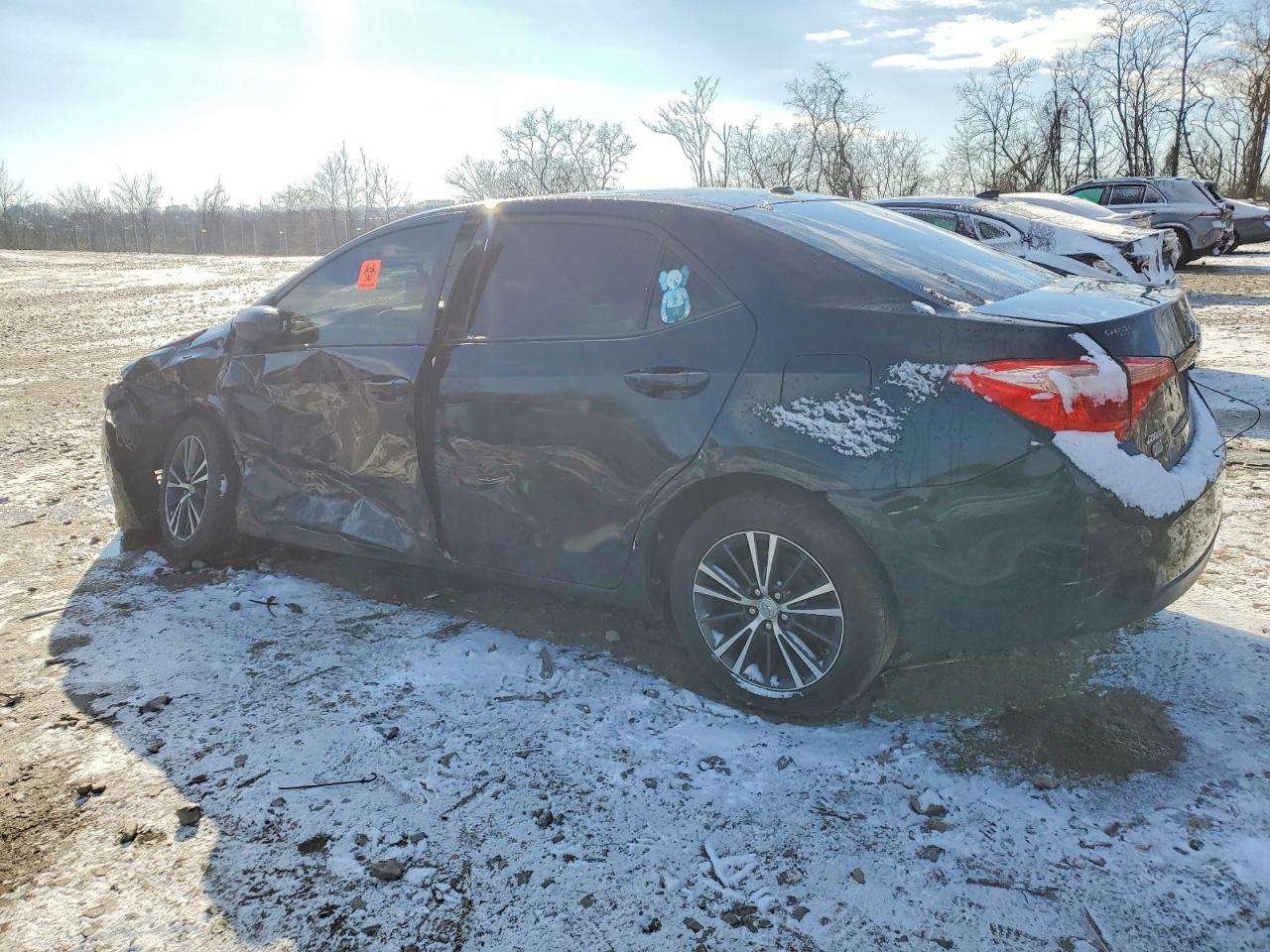 2018 Toyota Corolla - Image 2