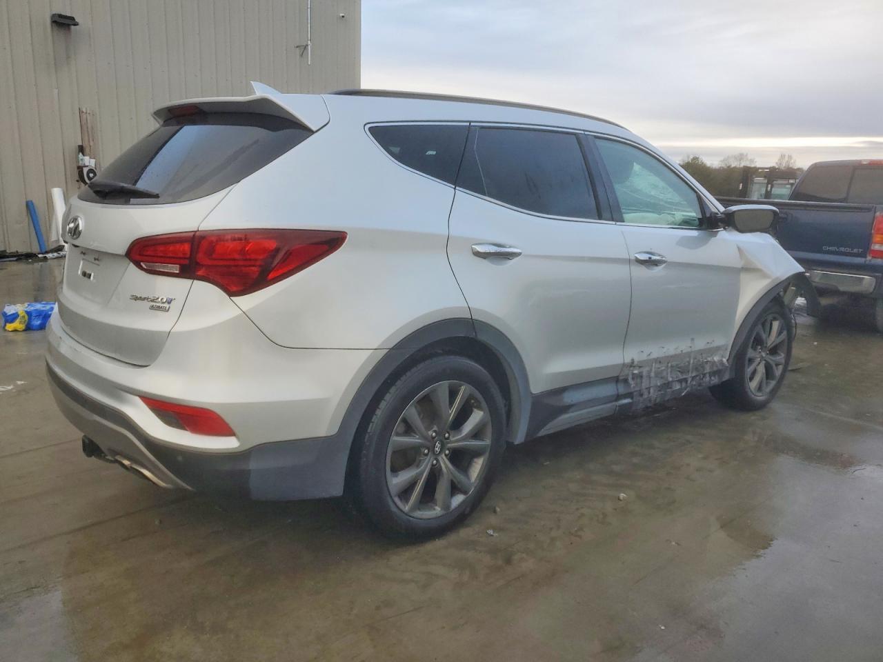 2017 Hyundai Santa Fe Sport 2.0T Ultimate - Image 3